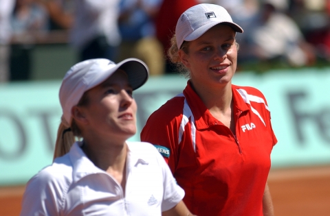  Justine HENIN & Kim Clijsters - Finale femmes Roland Garros 2003 / © Charles DUTOT
